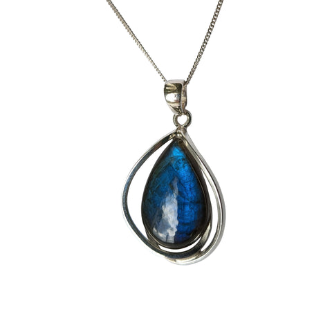 Inuit Labradorite Silver Pendant and Chain