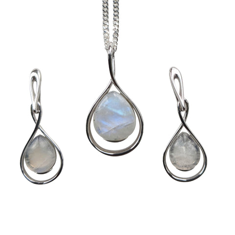 Crescent Moonstone Silver PENDANT and Chain.