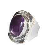Tunditur Amethyst Silver Hammered Rings