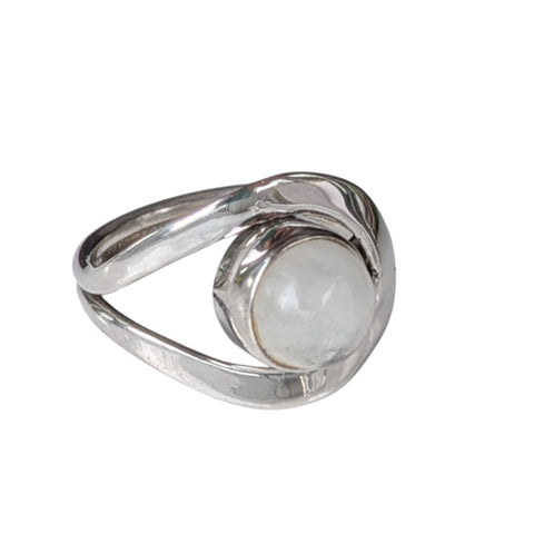 Circularis Moonstone Silver Ring