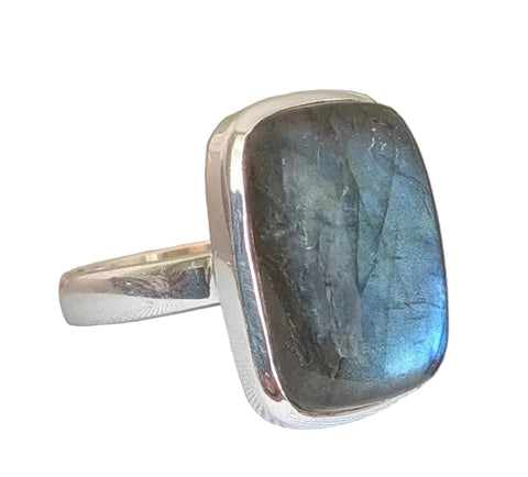 Alohilohi Labradorite Silver Ring