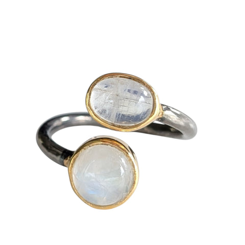 Oxydatum Moonstone Gold Silver Ring